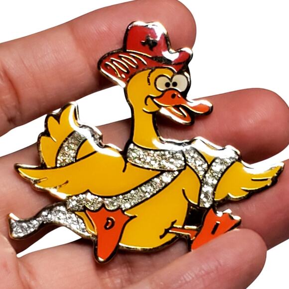 Goofy Cowboy Duck Sparkly Sash Pin 1.5" - Picture 1 of 4